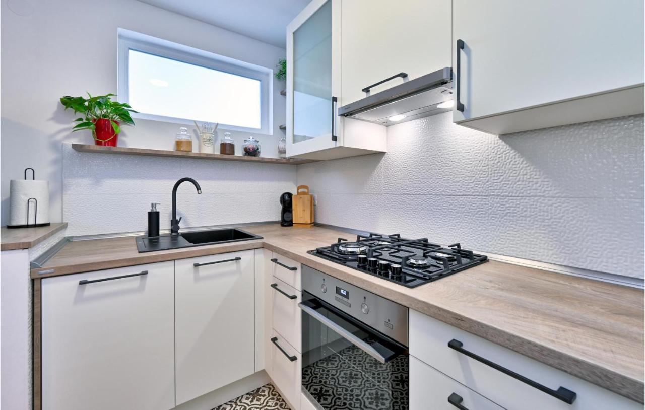 2 Bedroom Beautiful In