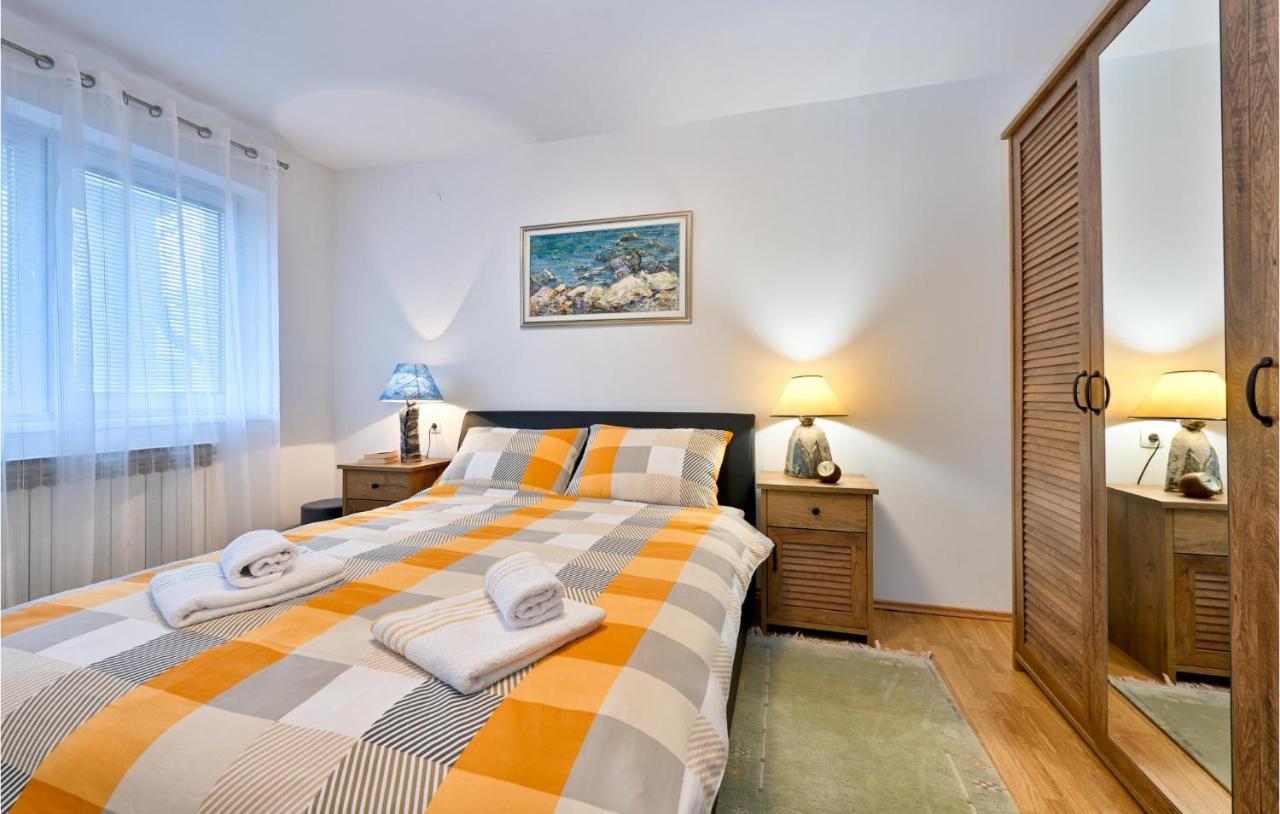 2 Bedroom Beautiful In *