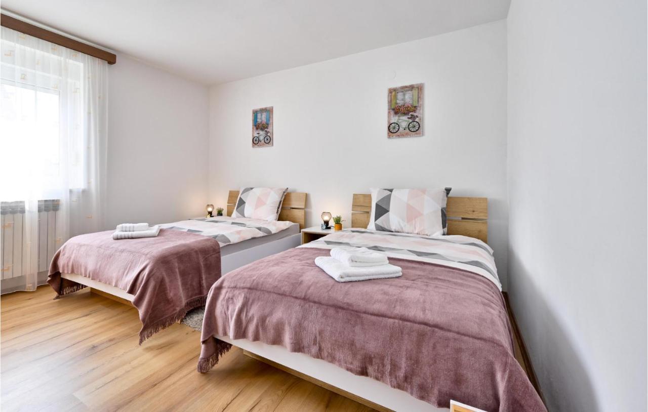 2 Bedroom Beautiful In *